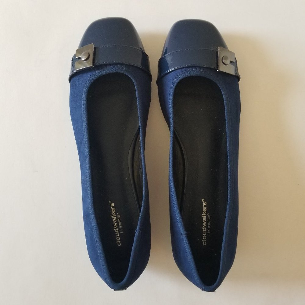 Cloudwalkers By Avenue Blue Suede Flats ( size 11 W)